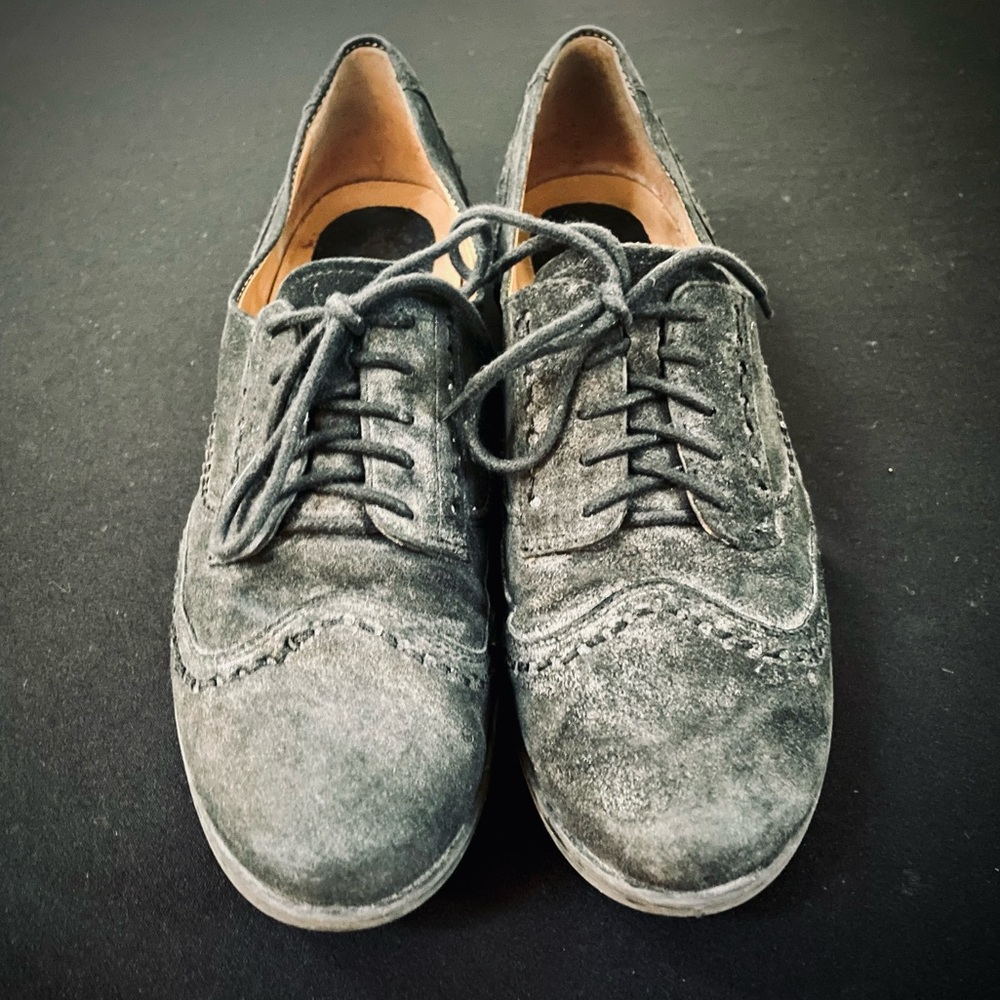Distressed Suede Earthies Oxfords 9.5